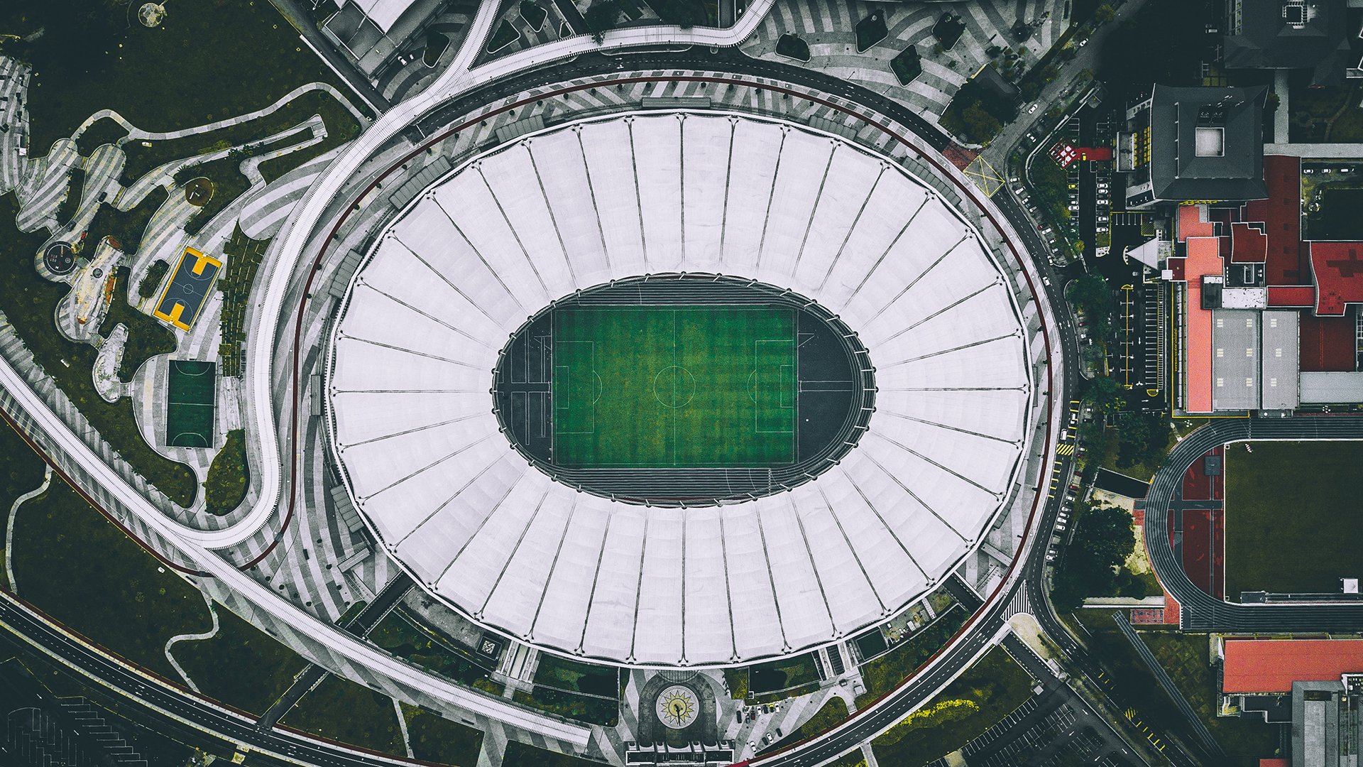 Leyu Sport下载-斯滕伯根赛后谈训练细节与经验，斯滕伯格的书